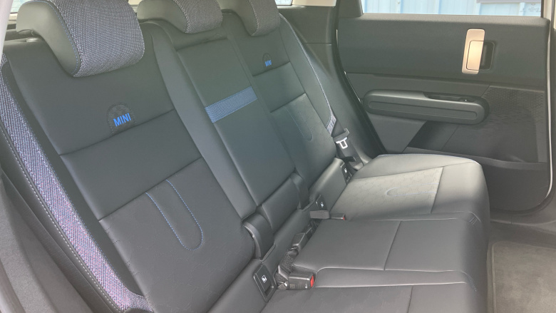 MINI Countryman 150kW E Monochrome 66kWh 5dr Auto Electric Hatchback